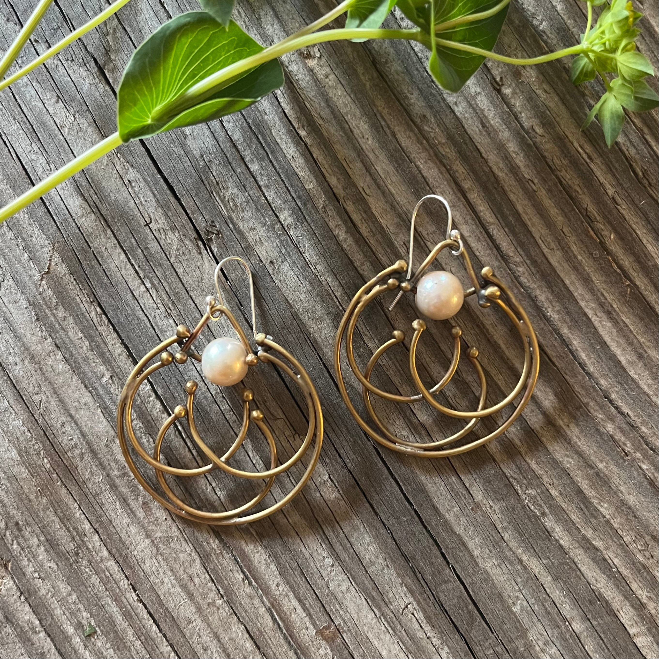 Pearl Ripple Effect Earring – Hawk Mountain Metals
