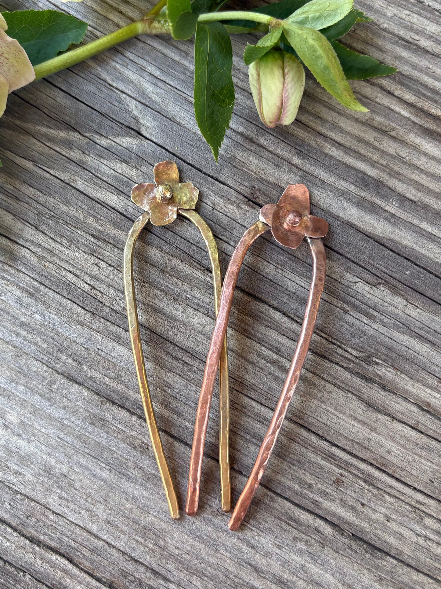 Single Flower French Pin