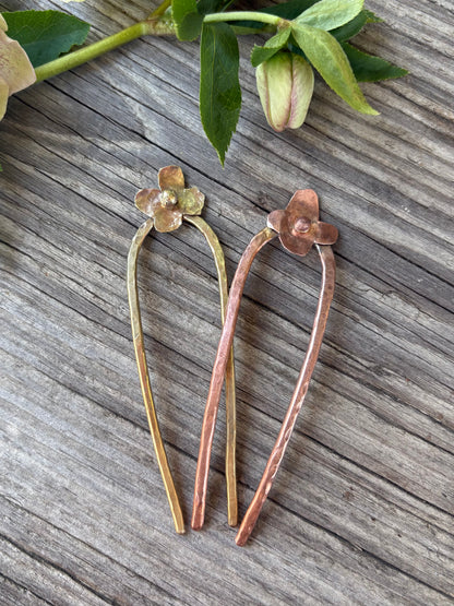 Single Flower French Pin